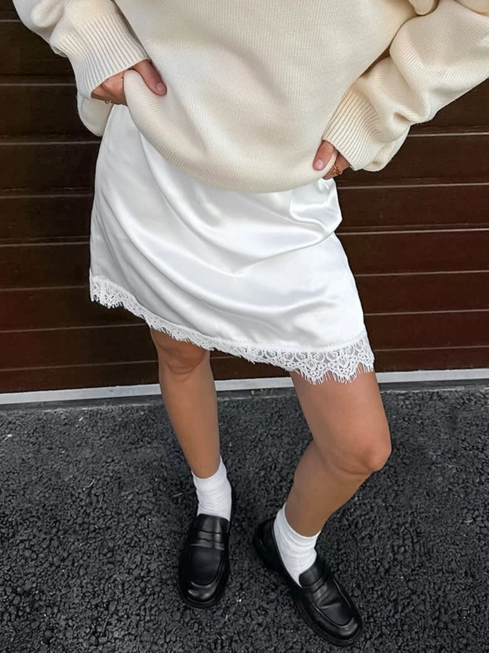 Forever 21 White Satin Lace Trim Mini Skirt Spring Pure Office